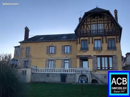 maison 14 pièces 330 m²