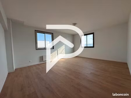 local commercial 25 m² saint maximin