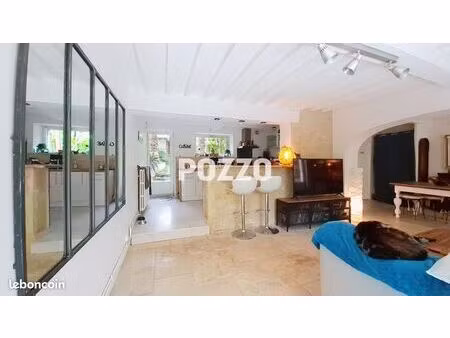 maison 6 pièces 150 m²