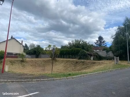 terrain avec cu ladignac le long