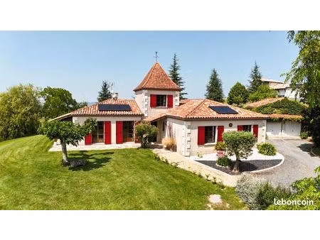 maison 6 pièces 160 m²