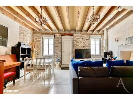 maison 3 pièces 80 m²