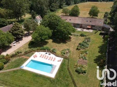 longère 20 pièces 815 m²