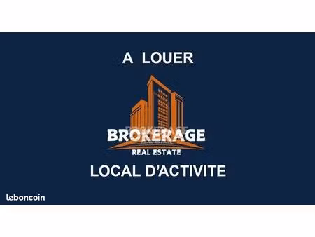 local d'activite 440 m² carrières-sur-seine