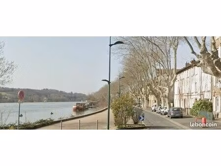 local commercial 56 m²