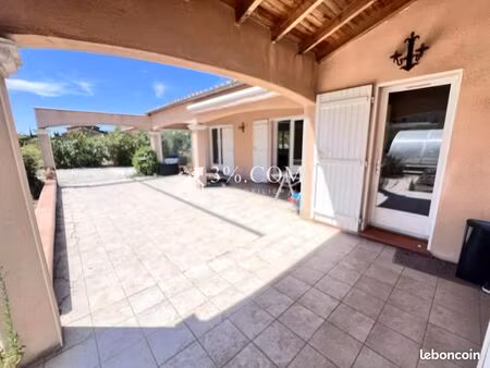 villa 7 pièces 156 m²