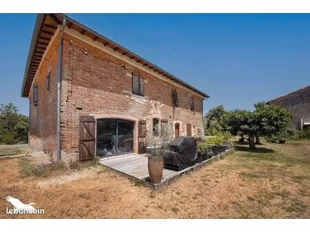 ferme 10 pièces 263 m²