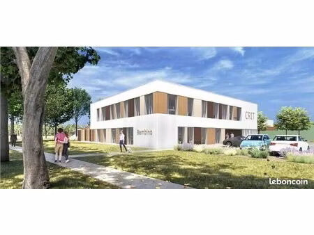 local commercial 221 m²