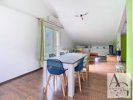 maison 6 pièces 120 m²