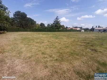 terrain 1690 m² barry-d'islemade