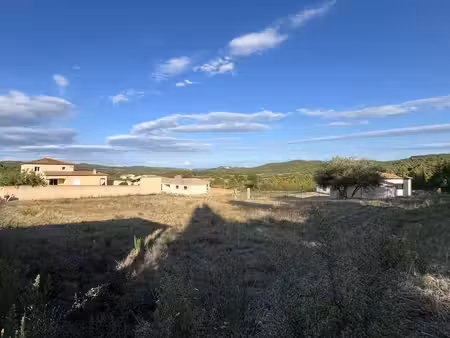 terrain 1384 m² aigues-vives