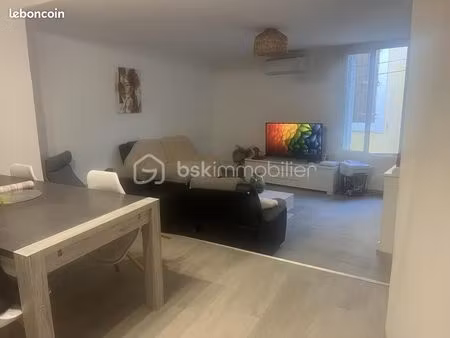 maison de ville 6 pièces 80 m²