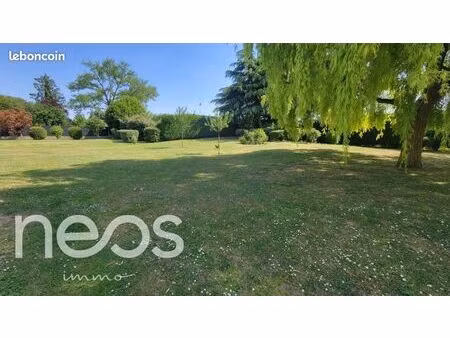 terrain 2 350 m² guesnain