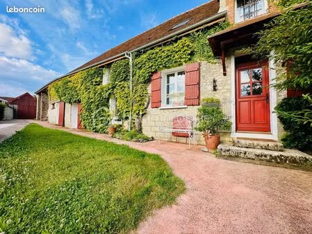 longère 9 pièces 221 m²