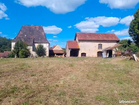 ancien corps de ferme en pierre