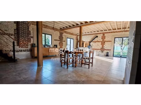 vente maison 4 pièces 219 m² à romilly-sur-andelle (27610)  365 000 €