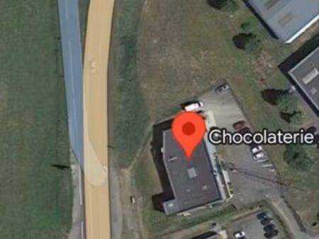 local commercial et d'activité excellent emplacement 50 à 1000m2