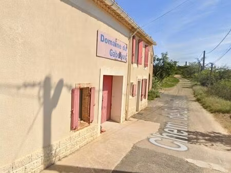 beau potentiel de bâtiments  cadre de vie exceptionnel