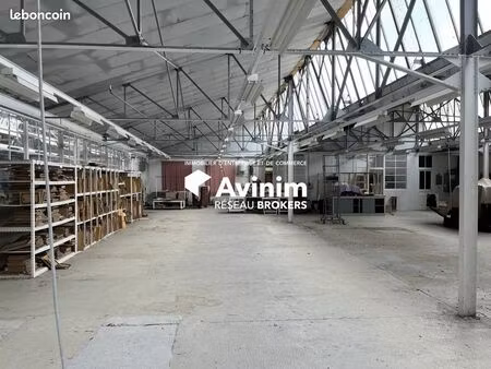 local 1717 m² sainte-foy-l'argentière