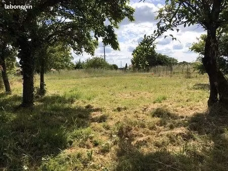 terrain 640 m² oulmes