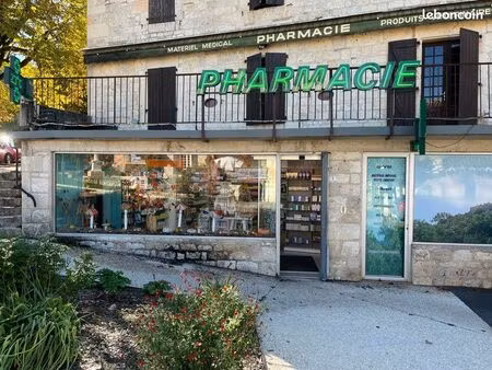 fonds de commerce pharmacie 100m2