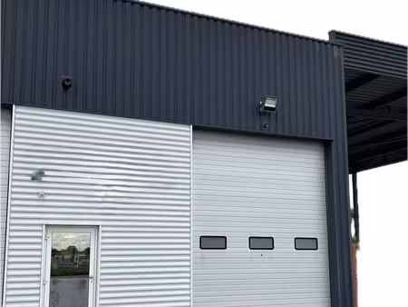 150 m2 entrepôt + bureau + wc za gerstheim