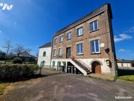 immeuble 233 m² fruges