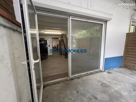 local 64 m² castelnau-d'estrétefonds