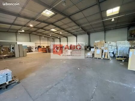 local d'activite 3020 m² gallargues le montueux