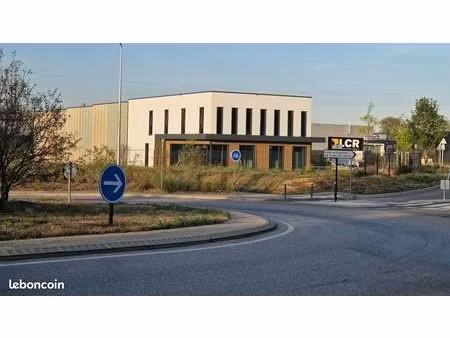 bureaux 130 m² vaulx milieu