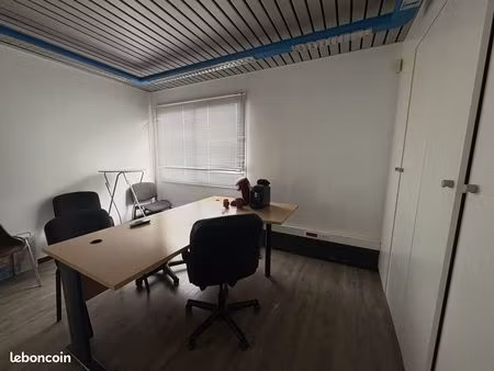 bureaux 18 m² saint-médard-en-jalles
