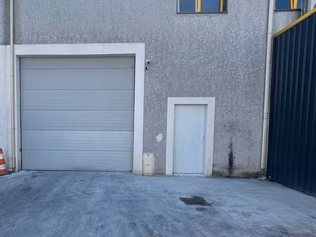 location entrepôt bureaux