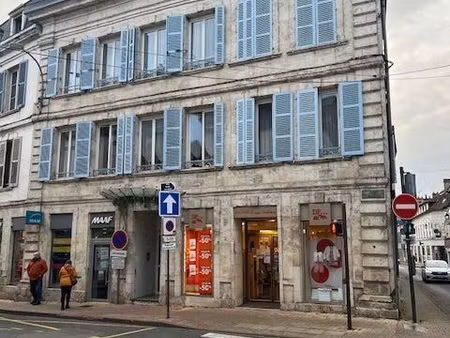 local commercial 78 m²
