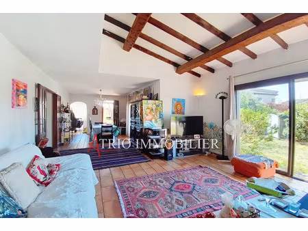 vente maison 7 pièces 154 m² à vence (06140)  790 000 €