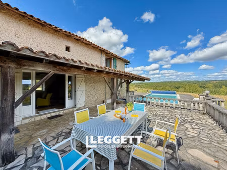 maison 5 pièce(s)  pillac