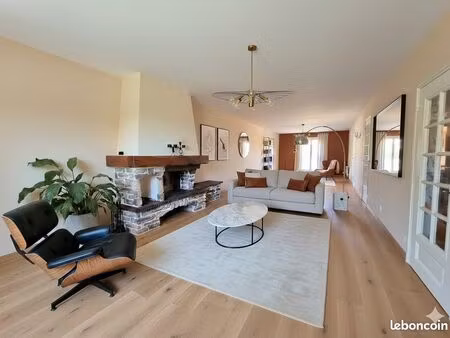 maison 8 pièces 170 m²