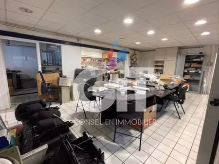 local bureaux 160 m²