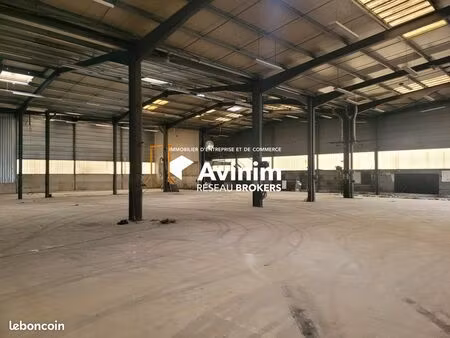 local 600 m² la motte-servolex