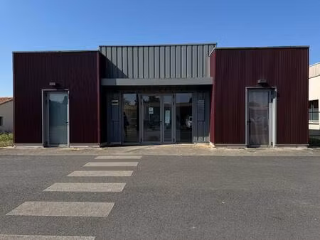 local d'activités à vendre