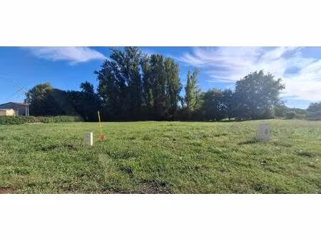 terrain constructible viabilisé à vendre