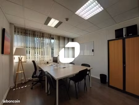 bureau 99 m²