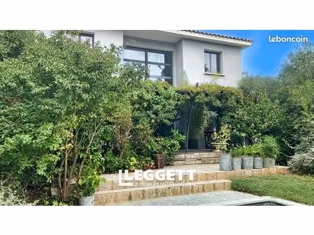 maison 7 pièces 182 m²