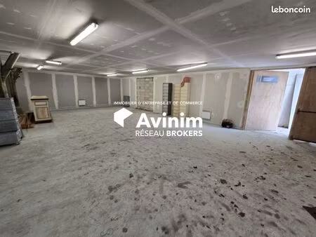 local 103 m² le mesnil-aubry