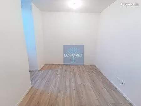 appartement 1 pièce 10 m²