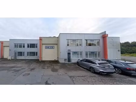 à louer – entrepôt moderne avec bureaux à malines