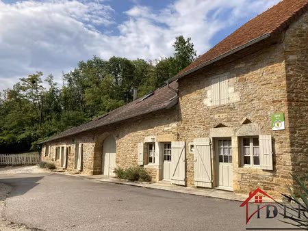 ensemble immobilier - gites