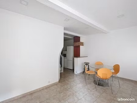 a louer maison de village