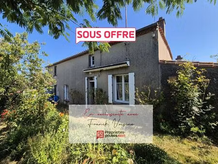 a vendre en exclusivité à vendrennes  maison à rénover de 58 m2 env avec 1 chambre et 2 gr