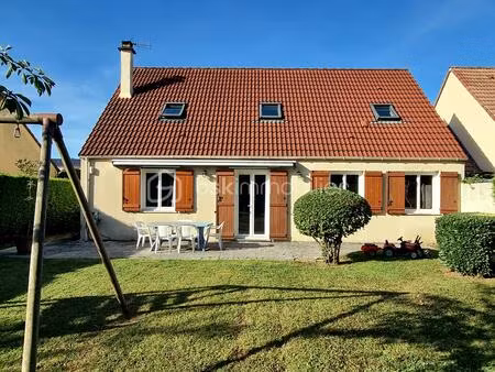 maison traditionnelle de 128 m² à chaumes-en-brie