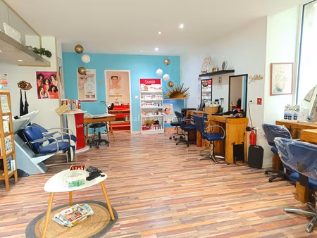 affaire à saisir !! salon de coiffure à reprendre !! entre-d